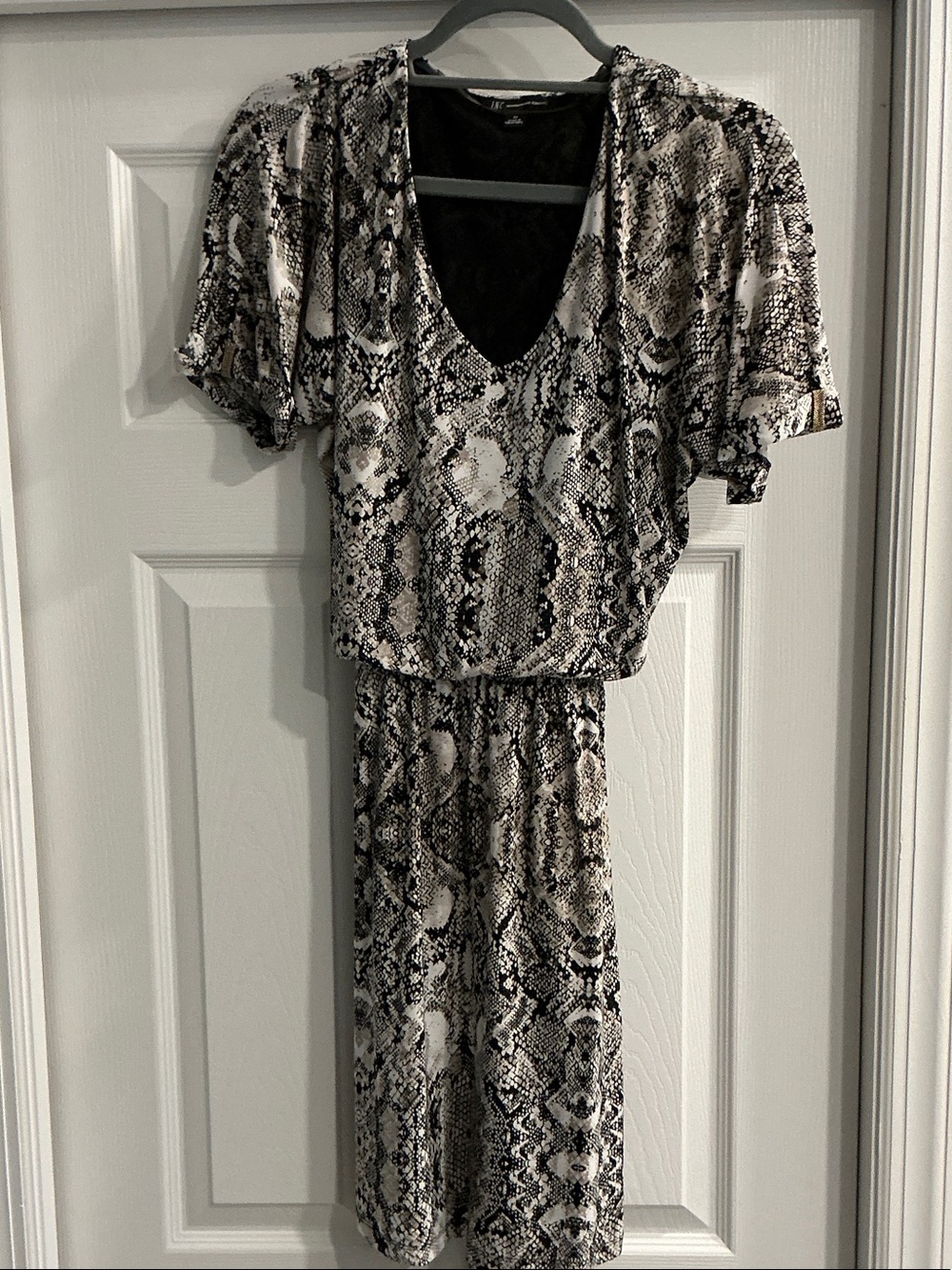 INC IntConcepts Snake-Print V-Neck, tie belt,  detailed sleeve, Black and Cream